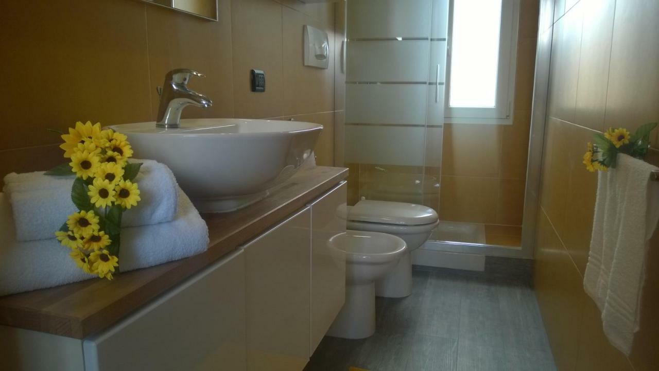 Ferienwohnung House Orizzonte - Casa Bianca Genua Exterior foto